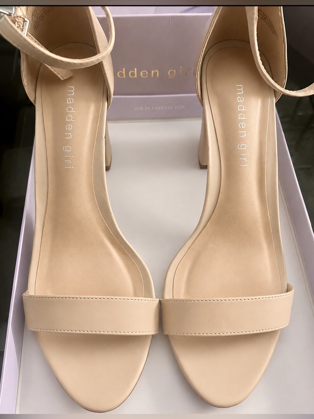 Madden Girl Beella Nude Block Heel Ankle Strap Sandals Size 8 NWOT